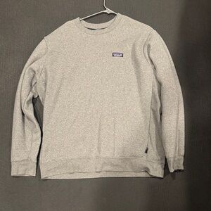 Patagonia Light Gray Crewneck Sweater